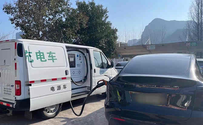云岩区汽车搭电
