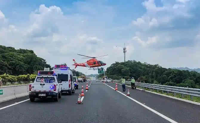 云岩区高速公路汽车救援案例